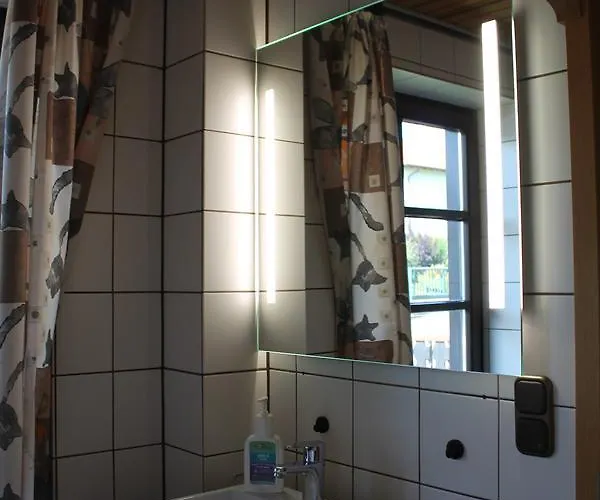 Belvedere & Chalet: Edersee Retreat With Gästecard Apartment *