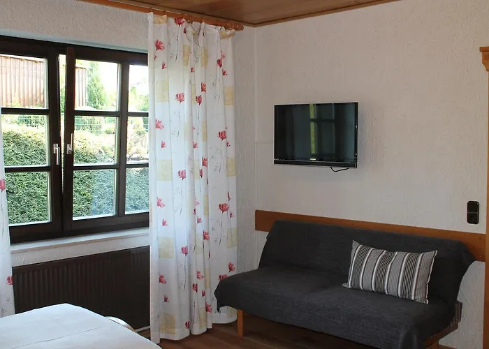 Apartment Belvedere & Chalet: Edersee Retreat With Gästecard *